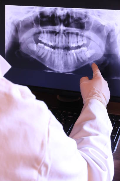 Best Emergency Gum Treatment in Seco Mines, TX
